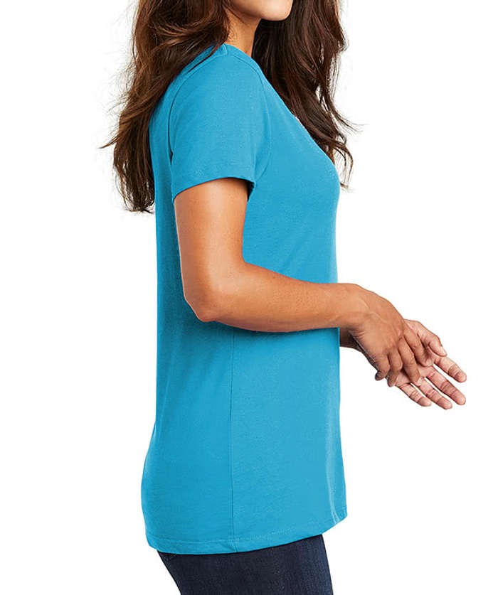 Women's Perfect Weight V-Neck T-shirt